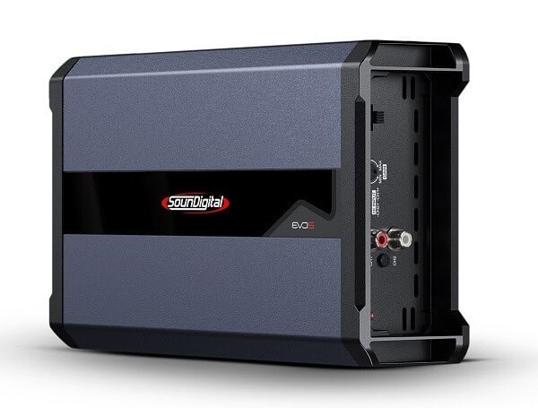 Amplifikator za avto SoundDigital EVO 5 za močno in jasno glasbo.