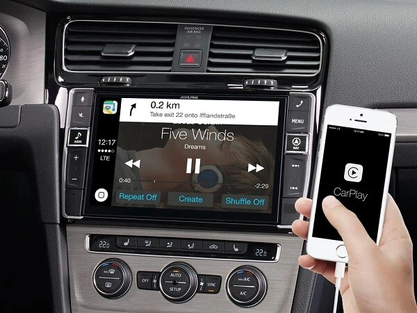 Alpine X903D-G7 navigacijski in multimedijski predvajalnik za avto, zaslon na dotik, Apple CarPlay,.
