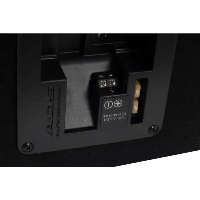 Vibe SLICKV12-V2 subwoofer v ohišju za močno bass zvok in kakovostno avdio izkušnjo.