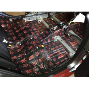 Izolacija COMFORT MAT VIPER 3 mm za avtomobilske notranjosti.
