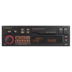 Avtoradio Pioneer SXT-C10PS retro, klasičen dizajn z digitalnim prikazom in funkcijami za avtozvočen.