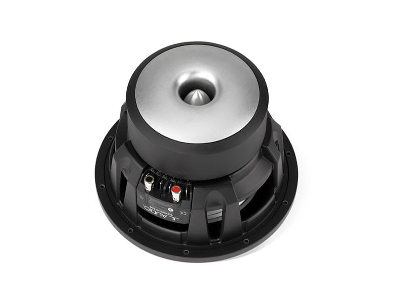 Visokokakovosten subwoofer JL Audio 10W6v3-D4 za globok bass.