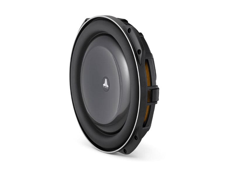 Visokokakovosten subwoofer JL Audio 13TW5v2-4 za globok bass.