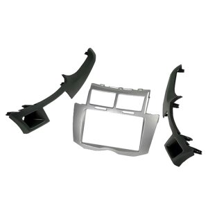 Srebrna plastika za avtoradio Toyota Yaris 2007-2011.