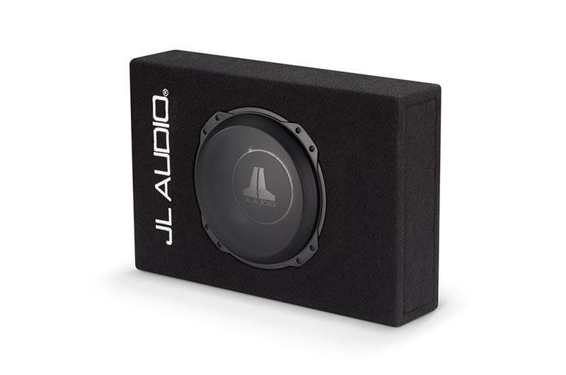 Subwoofer JL Audio v ohišju za globok bass in kakovostno zvokovno izkušnjo.