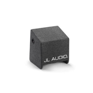 Subwoofer JL Audio v ohišju za avto z logotipom JL Audio.