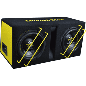 Dvojni niz subwoofers v črni škatli z rumenimi poudarki in zaščito mrežic.