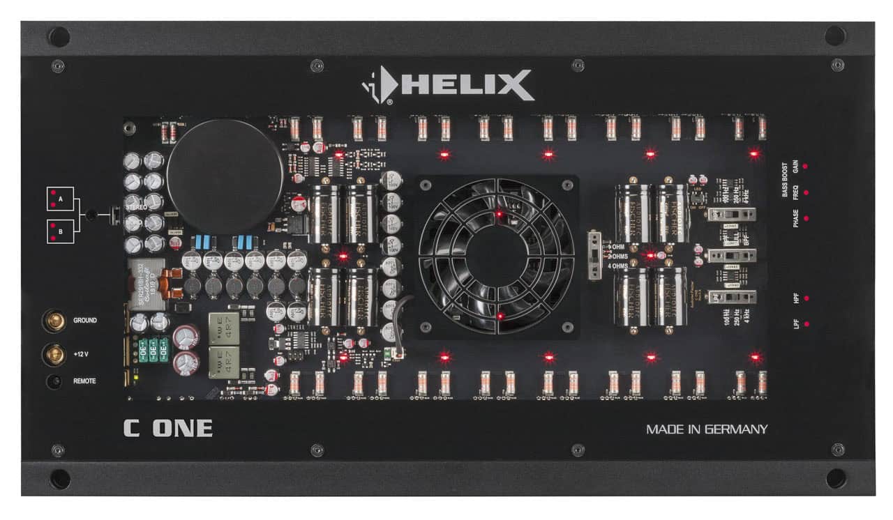 Helix C ONE avtojačevalec za vrhunsko avtozvočno opremo.