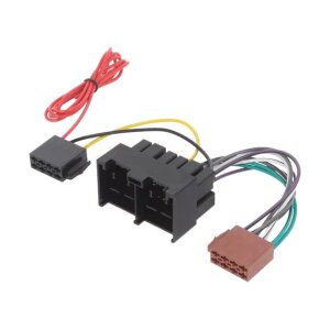 Električni priključki za avtozvočno opremo in adapterji.