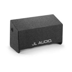 Subwoofer v ohišju JL Audio CP210-W0v3 za močno bass zvok.